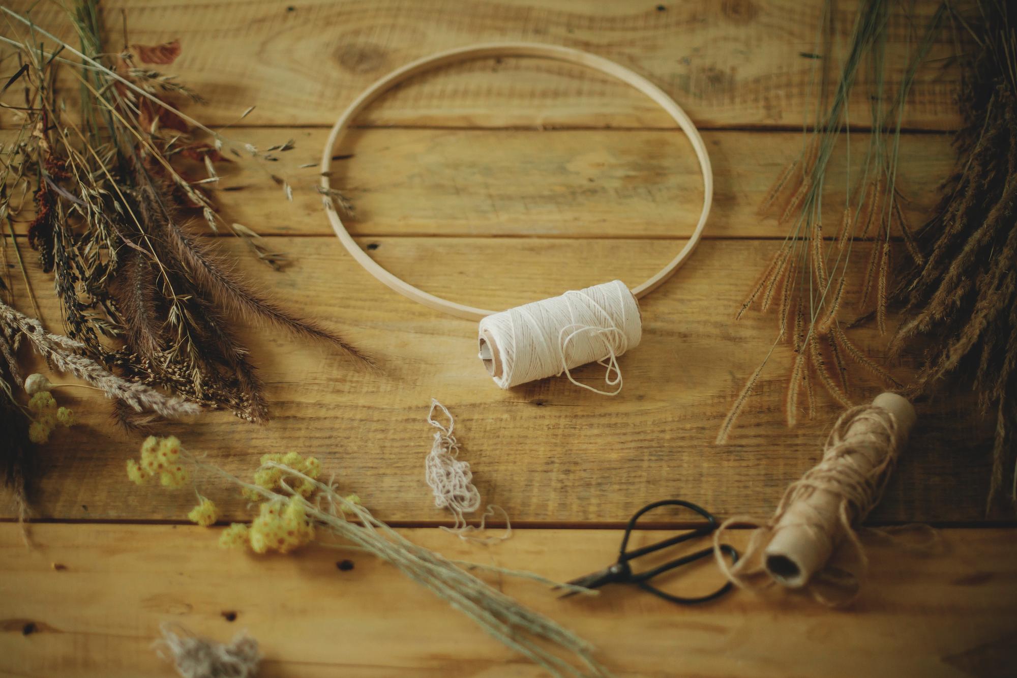 atelier de broderie, masa de lucru